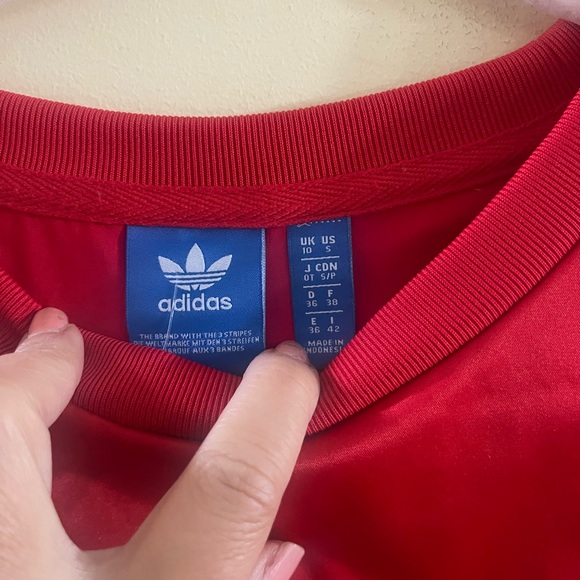Adidas satin red women’s trefoil sweatshirt - Picture 3 of 6